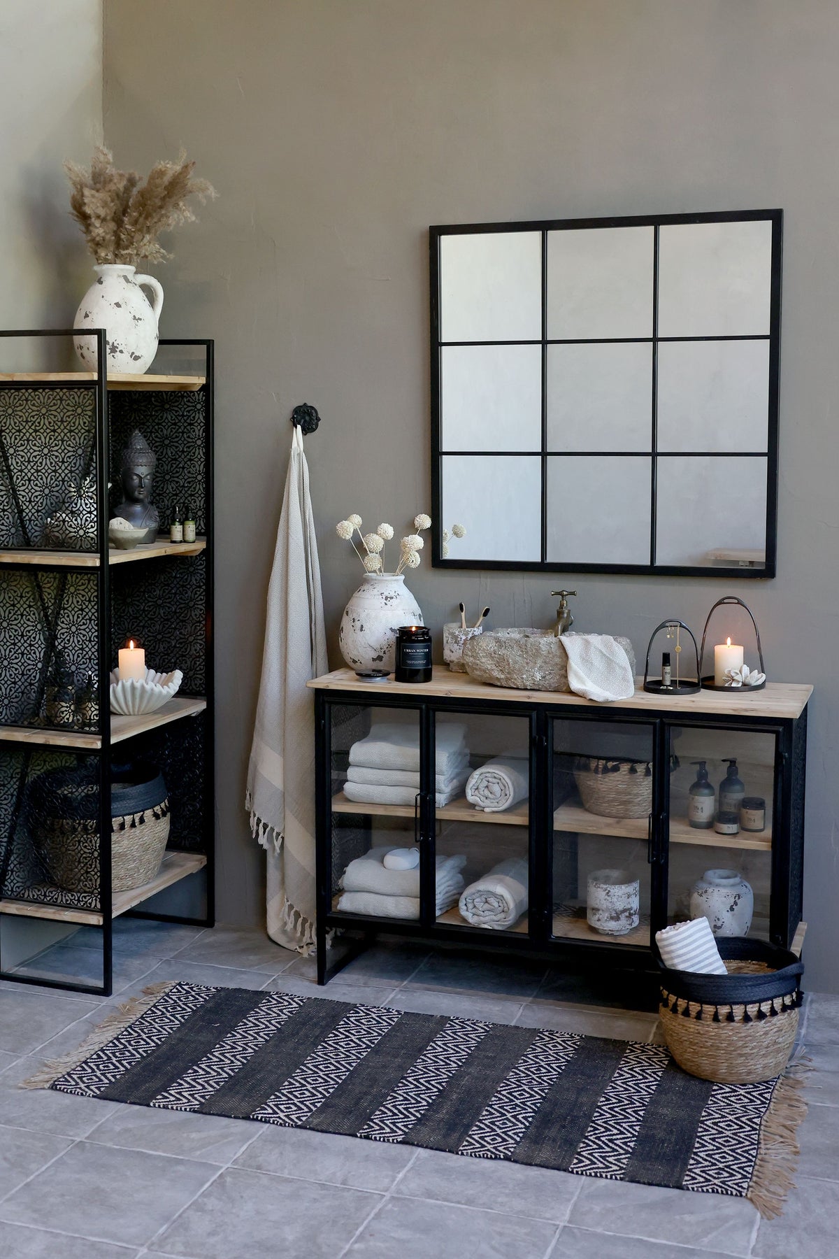 Black & White patterned runner rug, 150 x 70 cm