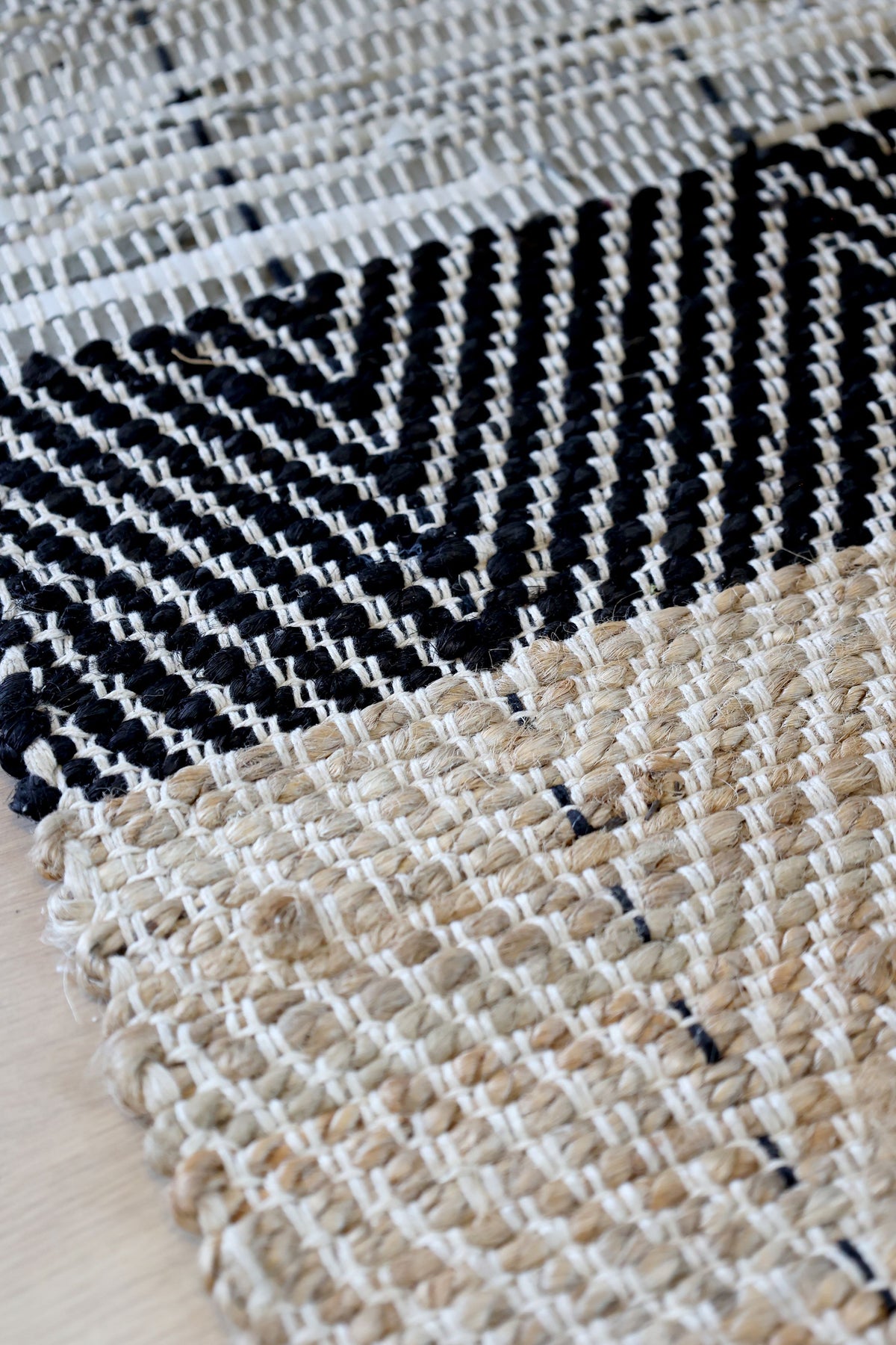 Striped runner rug, 200 x 80 cm