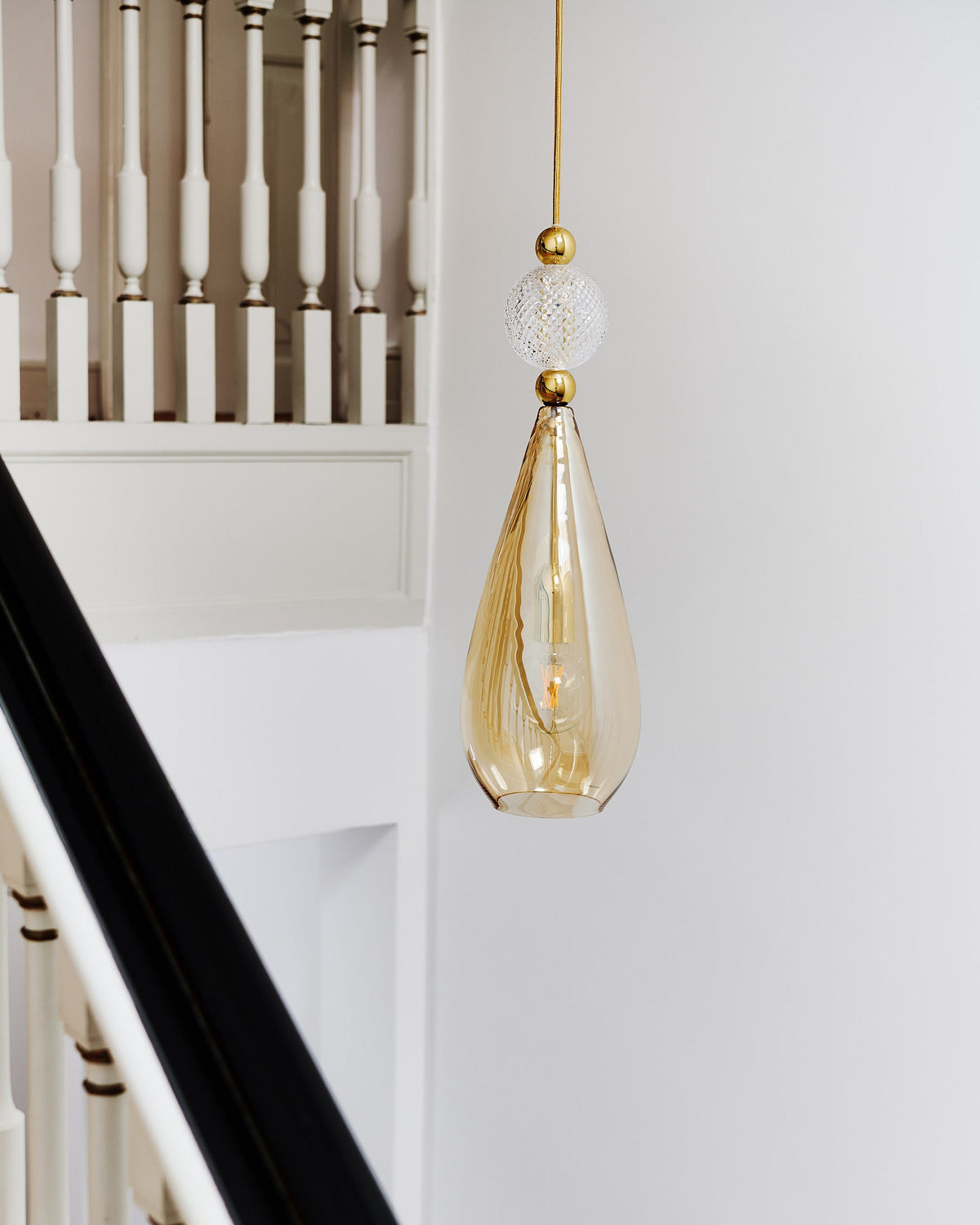Pakabinamas šviestuvas Smykke Golden Smoke with Crystal Ball / Gold, Ø12,5 cm – detalė
