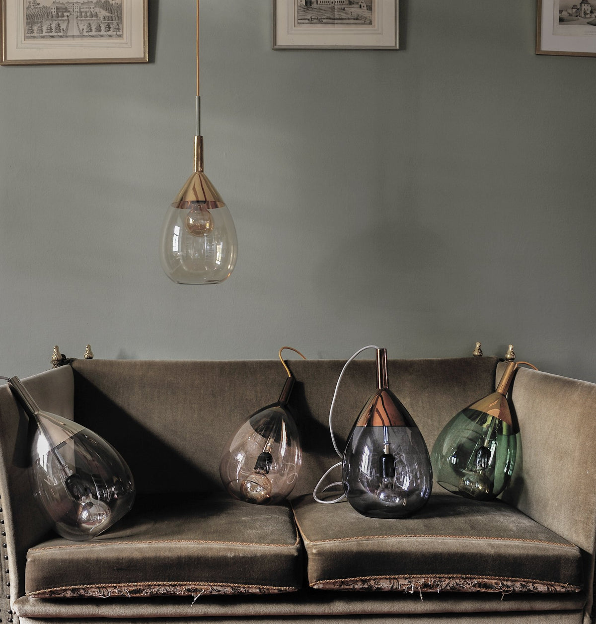 Lute XL Smokey Grey / Platinum pendant lamp, H70 cm