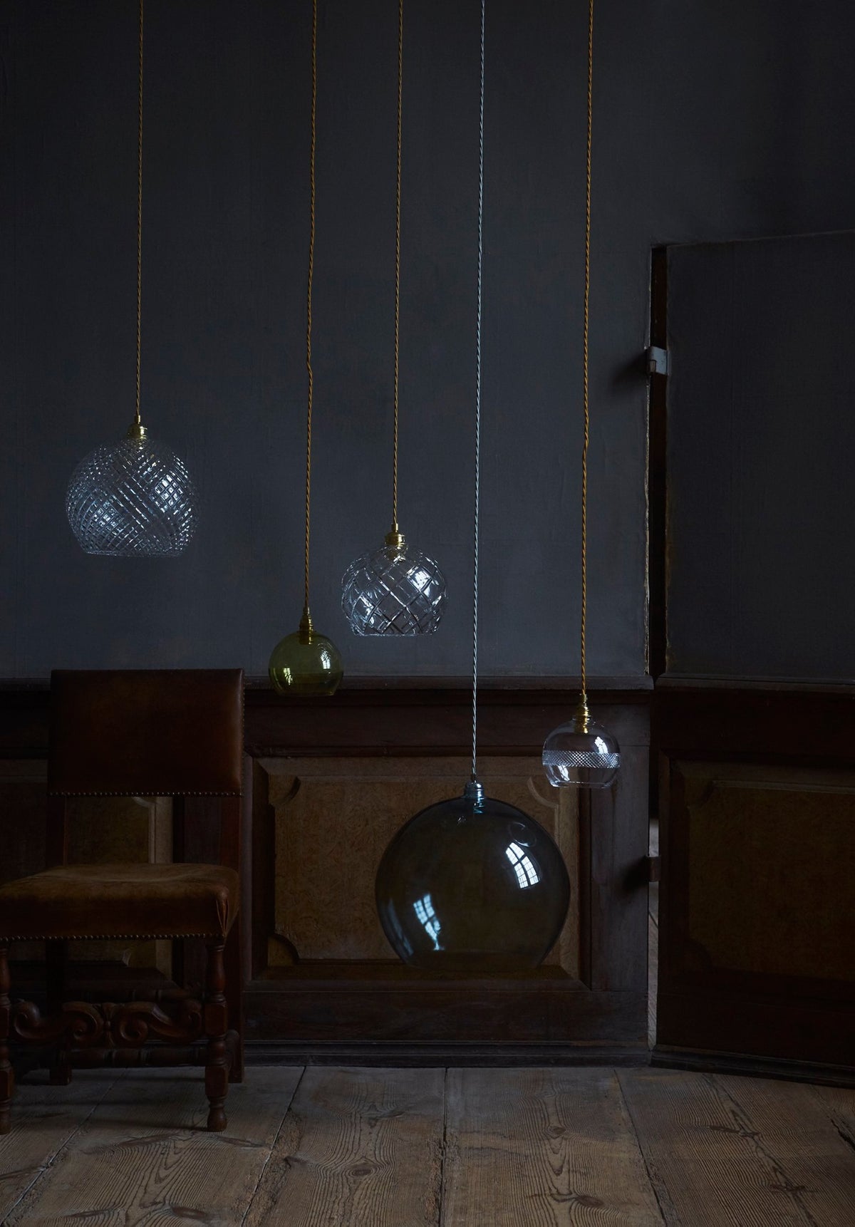 Rowan Golden Smoke Gold pendant lamp, Ø15.5 cm