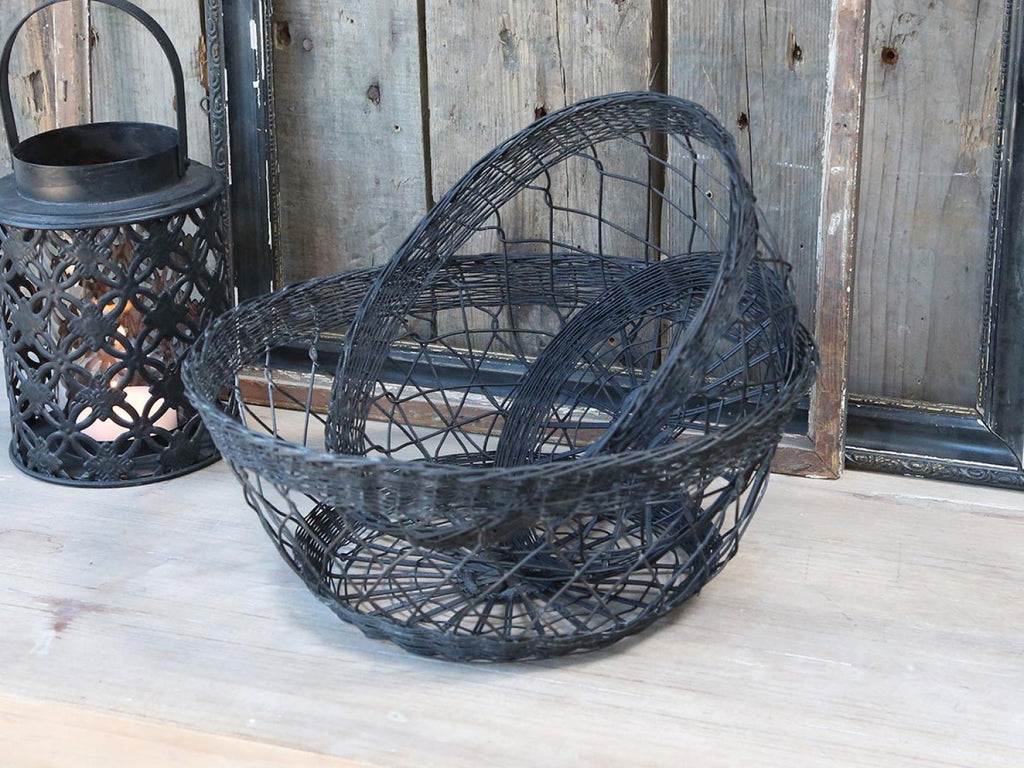 Woven basket set