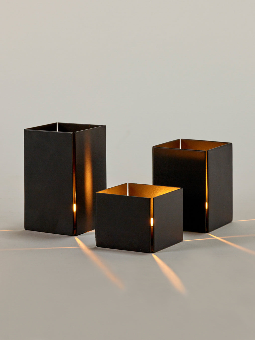 Metal Black Tealight S candle holder, H5 cm