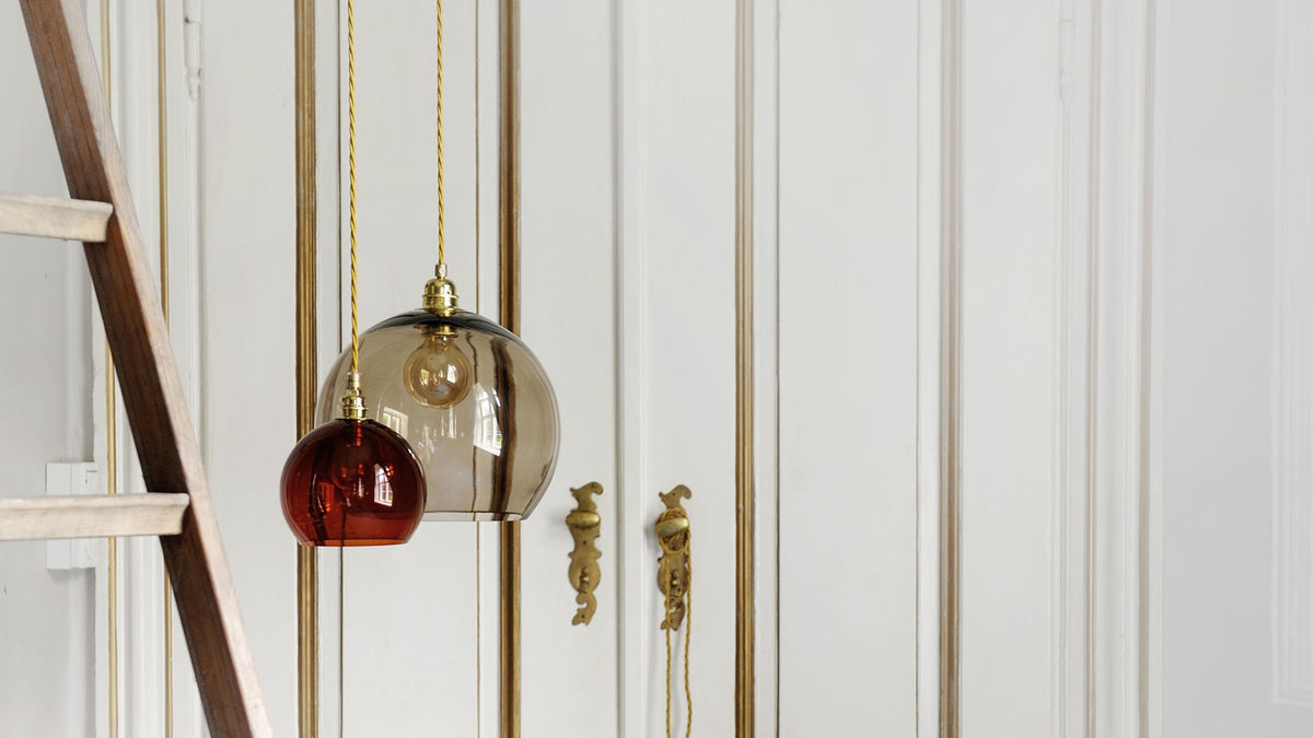 Rowan Golden Smoke Gold pendant lamp, Ø22 cm