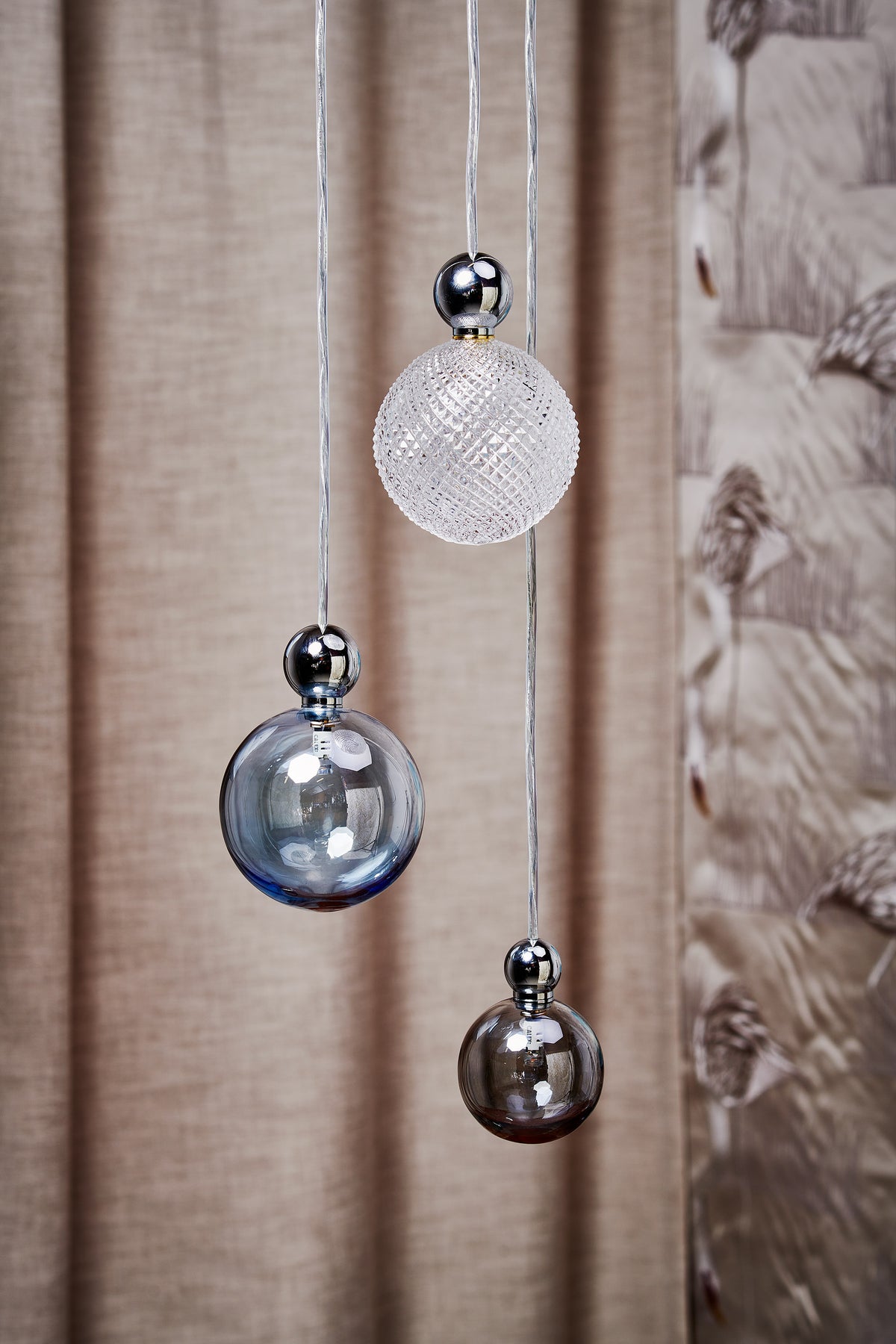 Uva L Topaz Blue / Gold pendant lamp, Ø10 cm